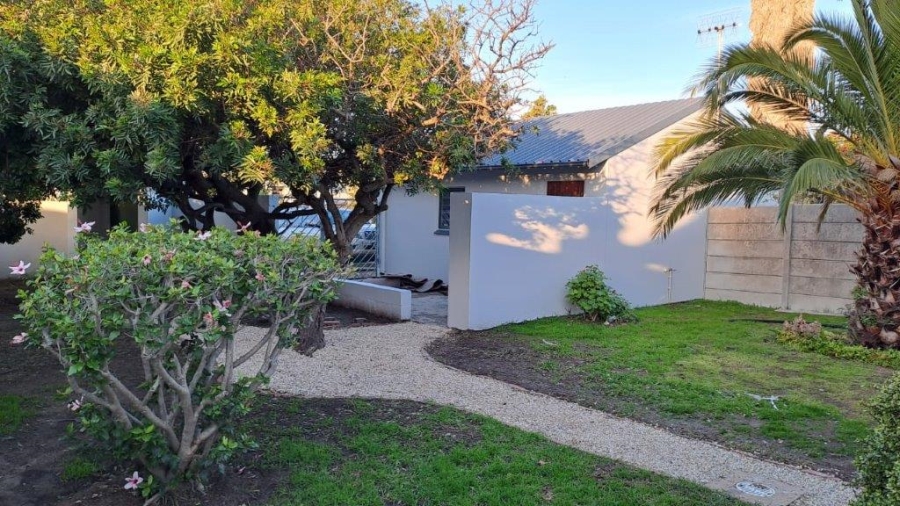 To Let 2 Bedroom Property for Rent in Onverwacht Western Cape